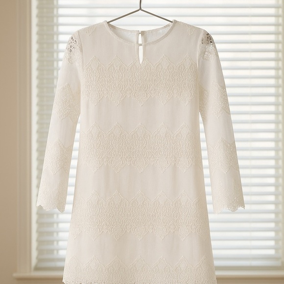 🦋SUGAR +lips White Lace boho bell sleeves fully lined strappy V- Neck SZ XS - Picture 2 of 15